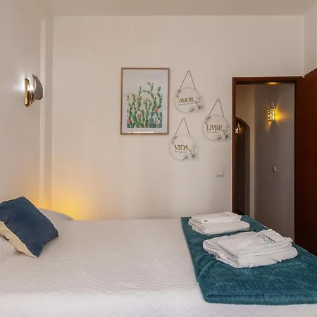 Hillstop Townhouse Apartamento